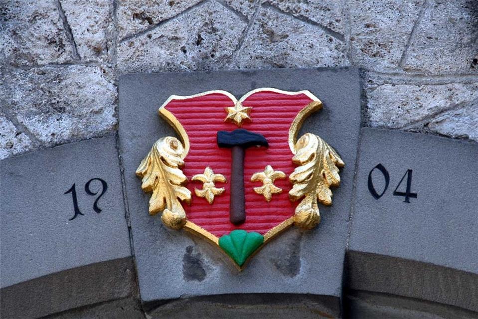 Gold and Red Logo jigsaw puzzle